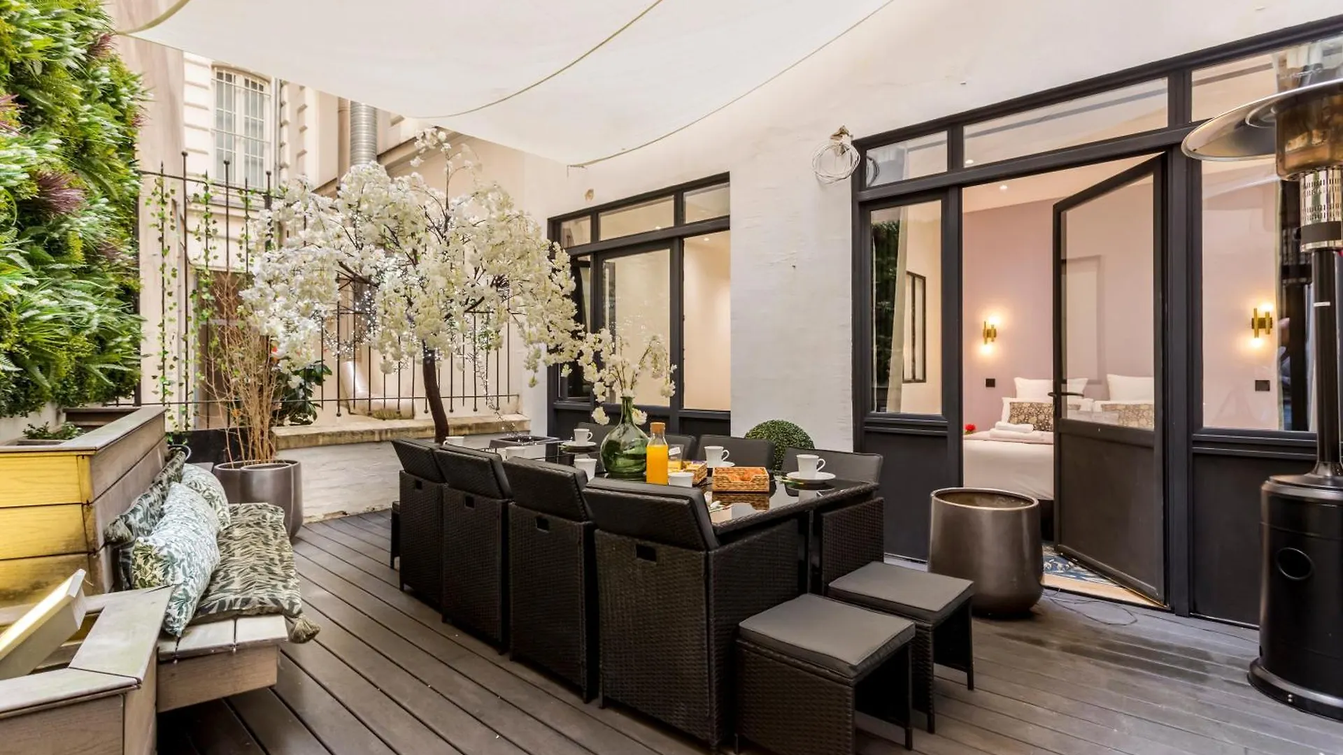 Apt 10P 160M2 With Terace Paris Apartment